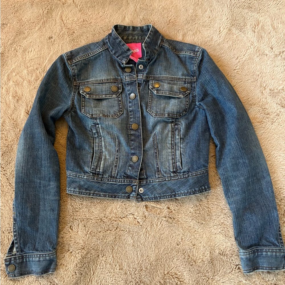The Limited cropped Jean jacket, Womenโs XS